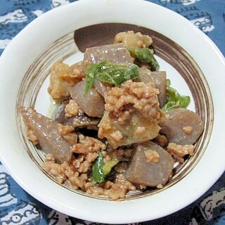 こんにゃくとナスのひき肉味噌炒め